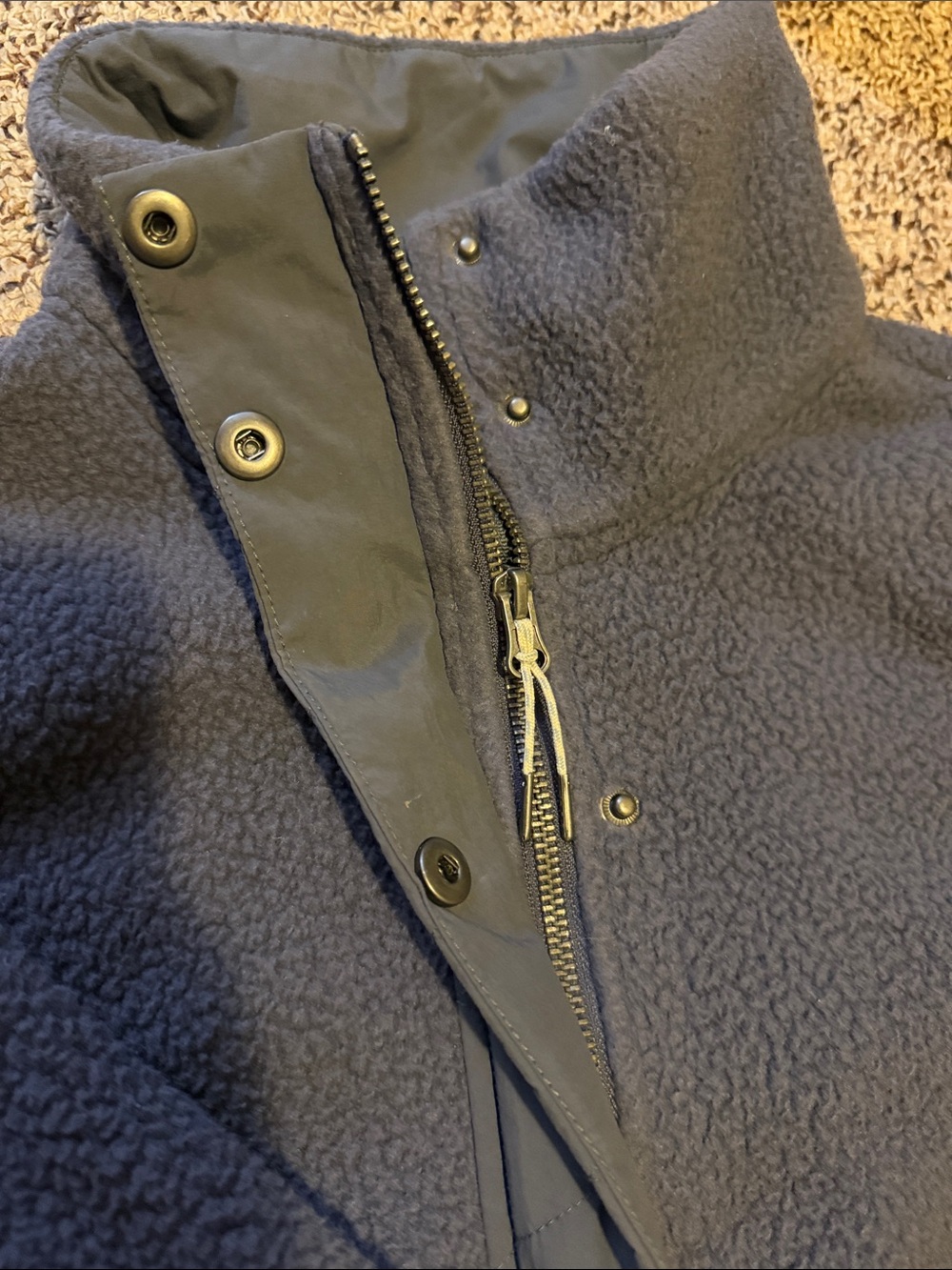 Vuori Quarter-Zip Fleece Pullover in Dusk Periwinkle - Picture 3 of 7
